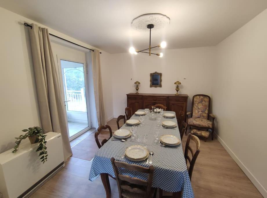 Chez Madeleine - Maison 11 Pers. Parc Arbore 3000m² Lanobre